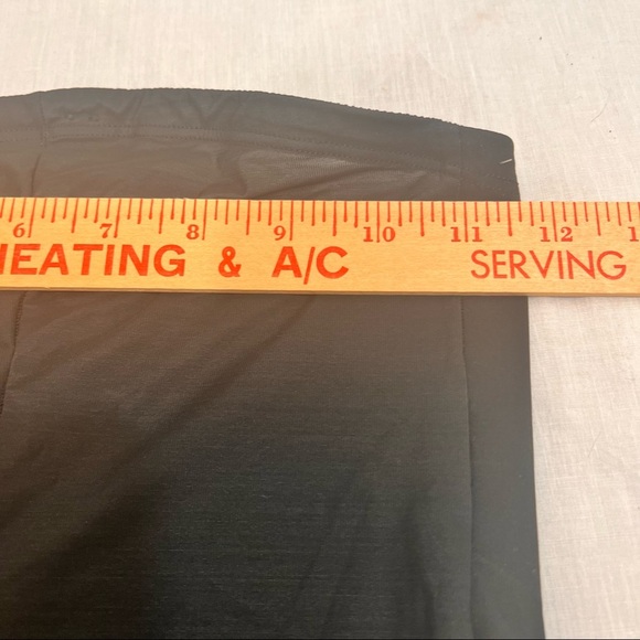 Spanx Star Power  SZ M Black High Waist Mid Thigh Shaper  Open Pack Seamless - Picture 3 of 9